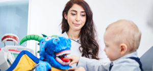 Große Aufmerksamkeit für die Kleinsten bei Ihrem Kinderzahnarzt nahe Königstein.